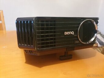 PROJEKTOR BENQ MP624 s vadou