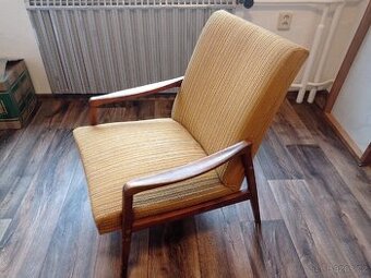 Pohodlné retro křeslo