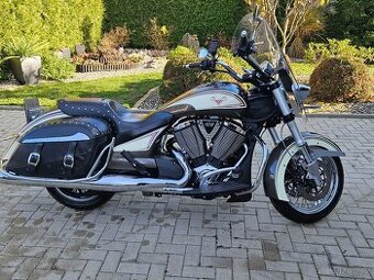 Victory  Cross Roads r.v. 2016 koupeno v ČR