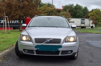 VOLVO v50,2.0D,98 kw,rok 10/2006