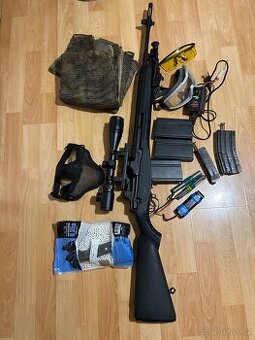 Airsoft zbraň M14 elektrika + optika + nožičky