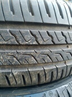 185/65/15 letní barum