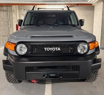 Toyota FJ Cruiser 2013 Trail Team