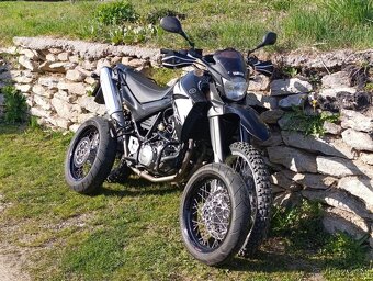 Yamaha XT660R