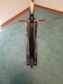 Custom freestyle kolobezka