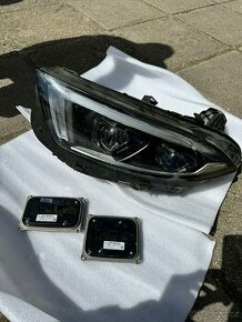 Mercedes CLS levé světlo,2x jednotka,PC 78.000kč
