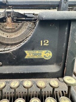 Psací stroj Remington
