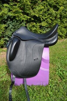 Drezurní sedlo Equiline