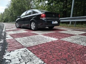 Opel vectra Gts 2.2 dti 92kw Gts rok 2005