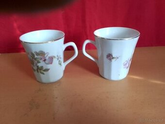 STAROŽITNÉ PORCELÁNOVÉ ŠÁLKY - HRNÍČKY - 2 KUSY