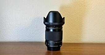 Sigma 18-300mm f3.5-6.3 Canon EF