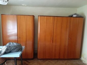 LOŽNICOVÉ SKŘÍNĚ 60 léta