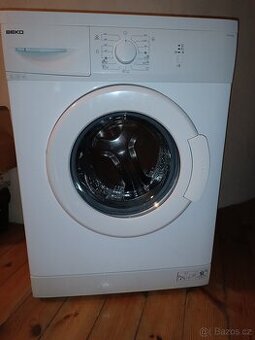 Pračka Beko s předním plněním, 6 kg prádla