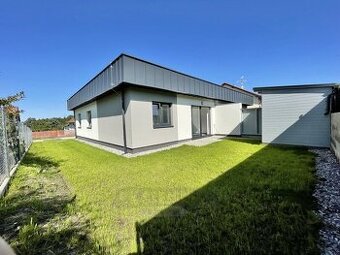 Pronájem bytu 4+kk 80 m², zahrada 85 m², Včelná