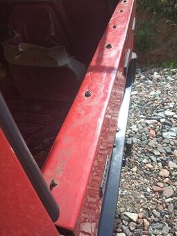 Těsně 5 dveři škoda favorit pick up