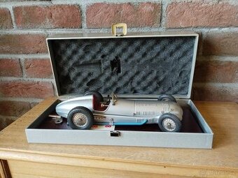 Märklin Mercedes Silberpfeil W 154 / 3. Museumsrennwagen v.