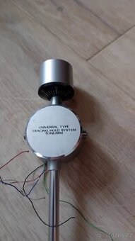 Raménko a motor gramofonu JVC