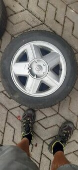 Alu kola 15 +zimní pneu