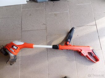 black decker strunová sekačka GLC1423L