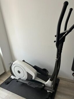 Eliptický trenažer - HouseFit MOTIO 70