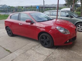 Alu kola Alfa Romeo Dezent 205/55 r16" zimní pneu Goodyear