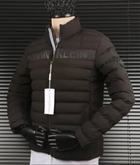 Luxusní černá bunda Calvin Klein