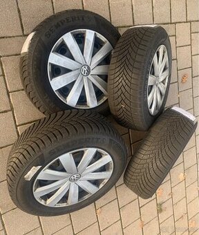 ZIMNÍ SADA VW PASSAT B8 - ZÁNOVNÍ  215 60 16