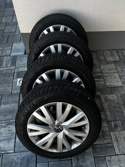 Zimní pneu 205/55 R16 original VW
