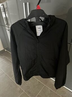 Dívčí lehká bunda velikost 152