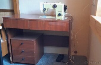 ŠICÍ STROJ VERITAS