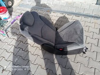 Zadní sedačka Citroen C8