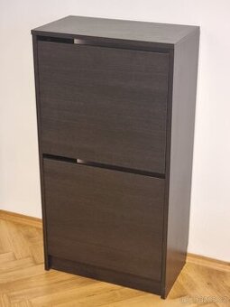 botník IKEA BISSA se 2 přihrádkami černohnědá