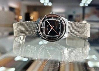 Československé mechanické vintage retro hodinky PRIM Malé Te