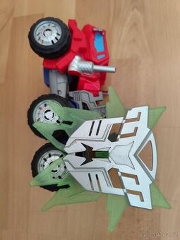 2v1 Transformers Optimus Prime se štítem