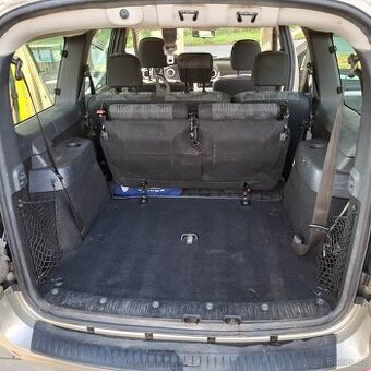 Dacia Logan 1,6 7míst, závěs, BA