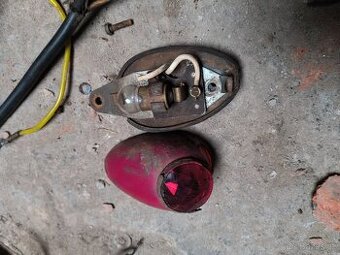 Zadní světlo Jawa pionýr pařez pérák jaweta