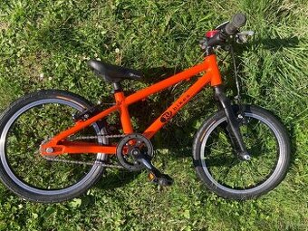 Ultralehké kolo Kubikes 16 (tachometr a zvonek)