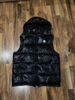 moncler vesta L