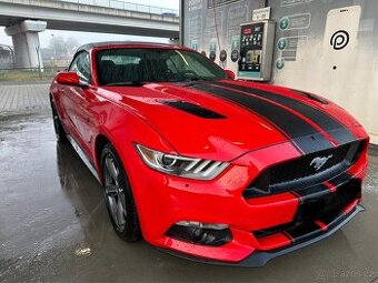 Mustang 6. generace V6 3.7 Convertible 21tis.km