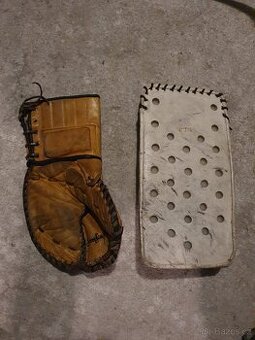 Retro hokejová lapačka a vyrážečka VHV