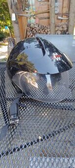 Helma přilba na motorku skútr