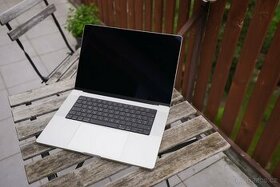 MacBook Pro 16" (Apple M1 Pro, 16GB RAM, 1TB SSD, 98% Bat.) - 1
