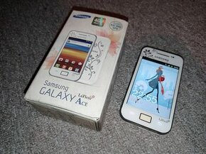 Samsung Galaxy Akce LaFleur GT-S5830i