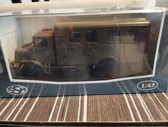 Tatra 128 Kung 1:43 SSM