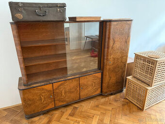 Art Deco skříň jen za odvoz