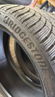 Porsche ZIMNÍ PNEU 2x 295/35 R21 a 2x 265/40 R21