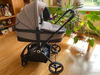 Kočár lionelo + isofix