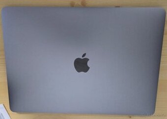 MacBook Air 13" 256GB SSD, čip apple M1