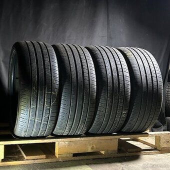 Letní pneu 275/35 R22 104W Pirelli 5-5,5mm