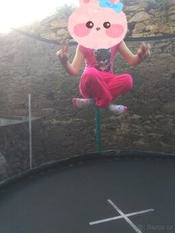 Trampolína